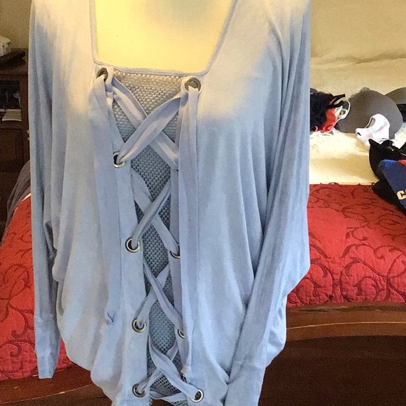 Top - Picture 6 of 12